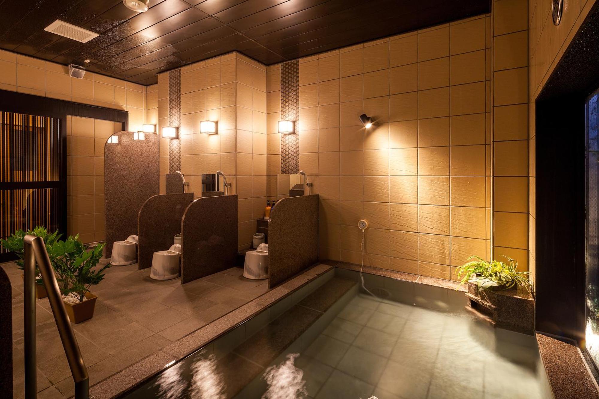 Hotel Route-Inn Higashihiroshima Saijo Ekimae Ngoại thất bức ảnh
